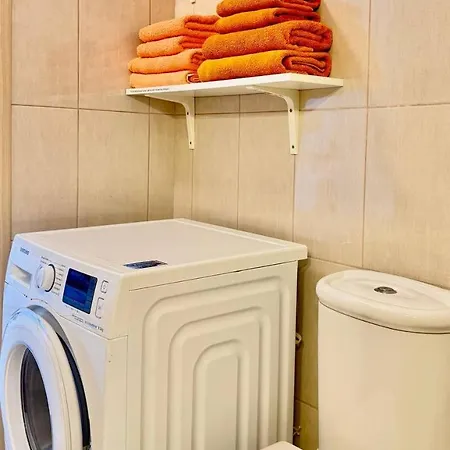 Orange Corner Apartament Saranda