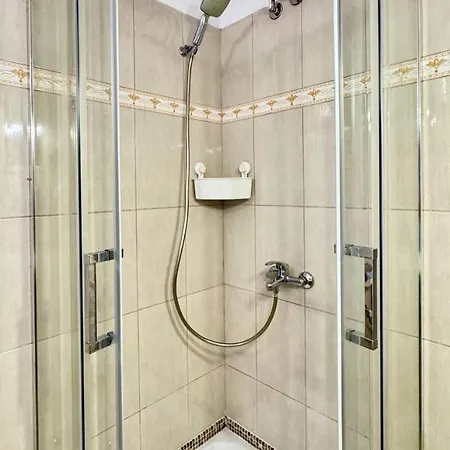 Orange Corner * Sarandë